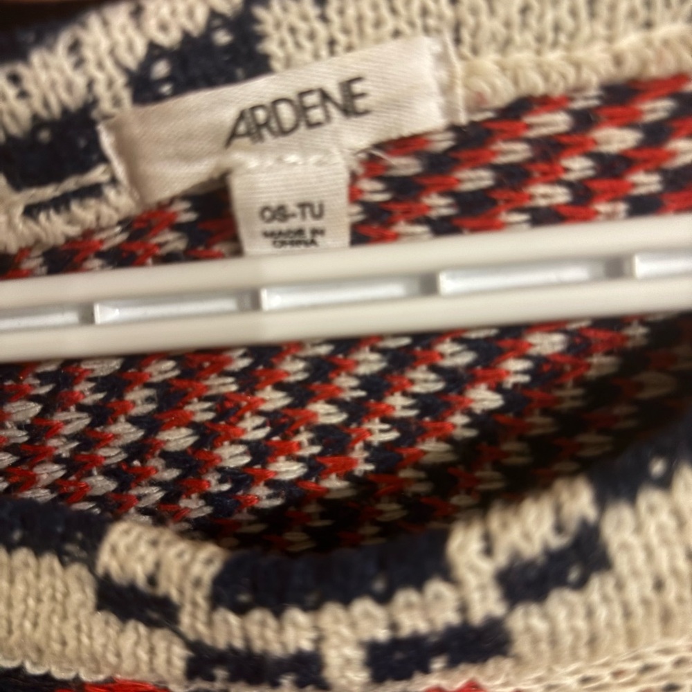 Fringe Knit Sweater with Geometric Pattern - Picture 4 of 5